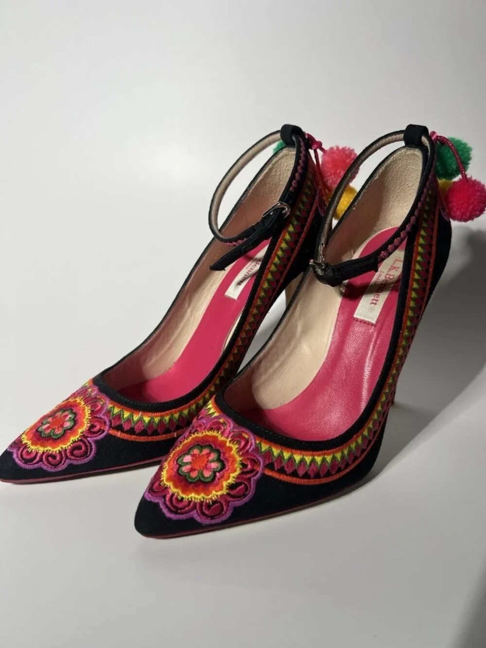 L.K. Bennett Caroline Issa Limited Edition Parrot Heels EU 38 - Picture 11 of 15